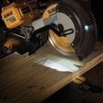 DeWalt FLEXVOLT 12 in 120V MAX Double Bevel Compound Sliding Miter Saws Kit - Image 3